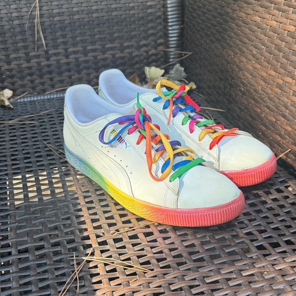 Puma Clyde Pride NYC Rainbow US SIZE 13 Men’s Sneakers
